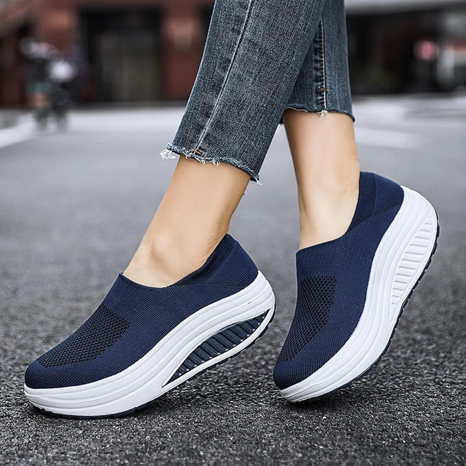 Black Walking Shoes Women Casual Mesh Breathable Sneakers Lightweight Sports Hiking Shoe Slip on Jogging Workout Sneaker Footwear
